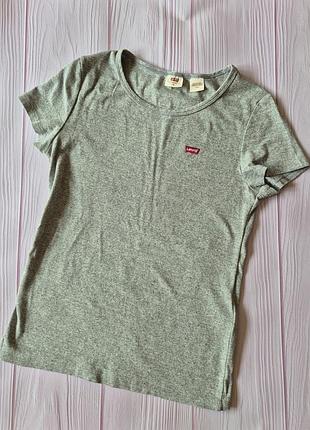 Сіра футболка levi's