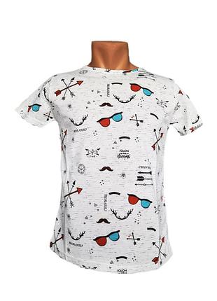 Футболка чоловіча