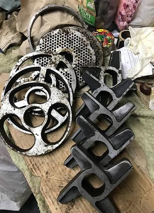 Ножі, решітки на волчок-мʼясорубку фвп-160. заводські. продам.