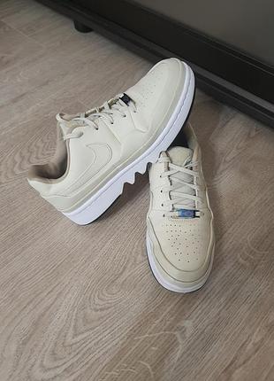 Кроссовки кожаные nike DA4263 air jordan 38-38.5см оригинал