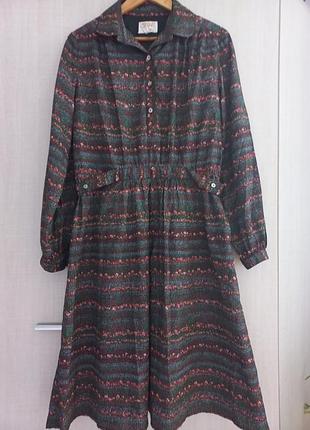 Легкое платье