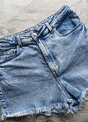 Джинсовые шорты, короткие голубые шорты варенка