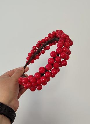 Венок, обруч из калины.