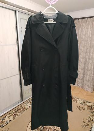 Продам плащ чорний
