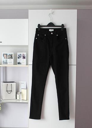 Черные скинни джинсы от h&m