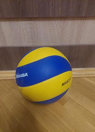 Продам новый футбольный мяч joma, сборной украины / волейбольный мяч mikasa mva 3303 фото