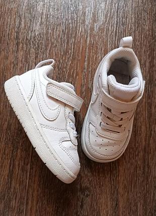 Кроссовки nike