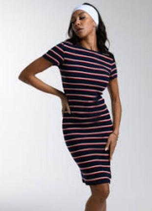 Платье 40-46р под tommy hilfiger