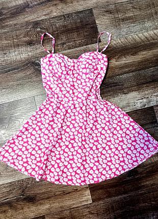 Шикарное летнее платье