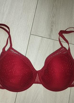 Бюстгальтер