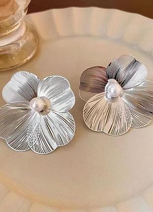 Тренд сережки квіти під срібло кульчики трансформери пусети квітка штучні перлини