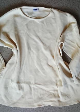 Светрик жіночий