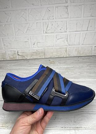 Крутые редкие  модные кроссовки etro  made in italy