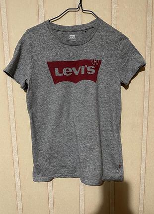 Футболка levis levi’s оригінал, розмір xs
