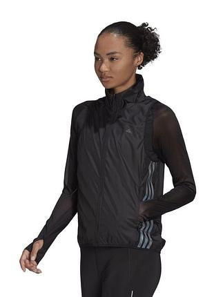 Безрукавка adidas run icon 3-stripes running wind vest h56805 - черная
