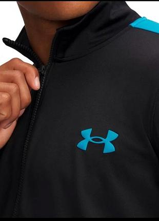 Спортивная кофта under armour.