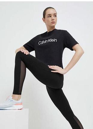 Футболка calvin klein