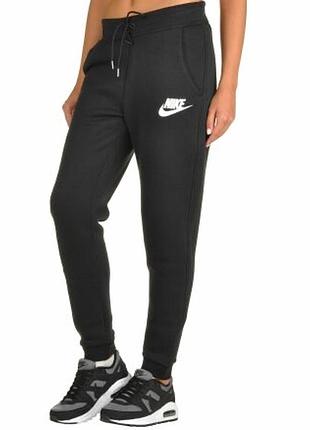 Спортивные штаны nike s