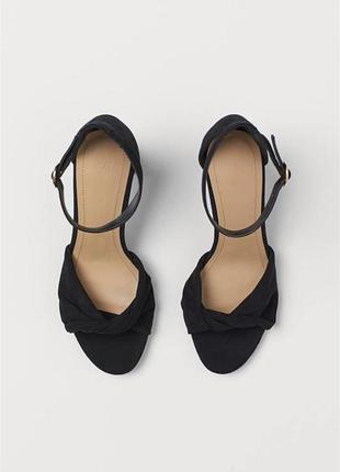 Босоніжки h&m розмір 39 як нові