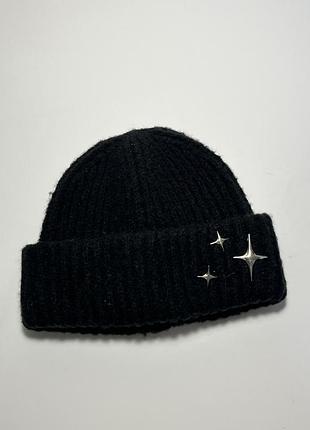 Шапка біні house