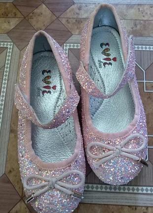 Яскраві блискучі балетки для дівчинки 30 розмір evie shoes