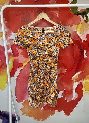 Квіткова різнобарвна сукня з резинкою попереду h&m розмір xs