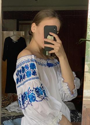 Вишиванка жіноча