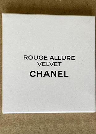 Chanel rouge allure necklace міні дзеркало