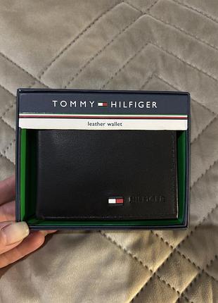 Шкіряний гаманець tommy hilfiger