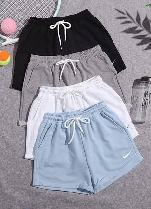 Спортивные шорты петля мини короткие