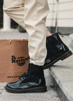 Ботинки dr. martens Heart patent черевики