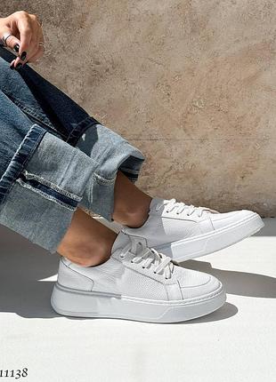 Белые женские кеды из натуральной кожи на весну осень