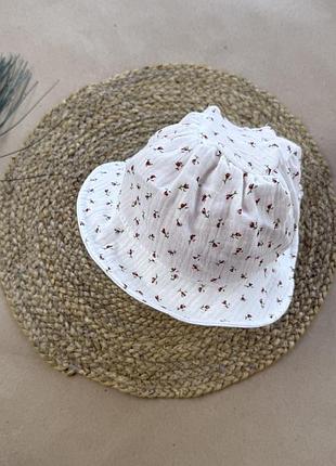 Панама дрібні квіти