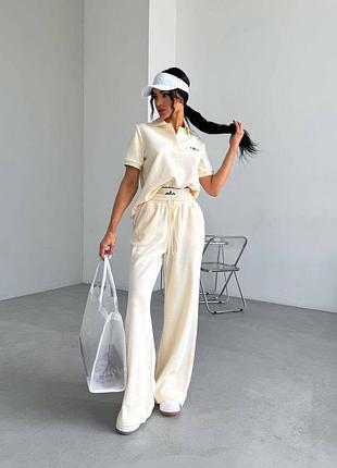 Костюм жіночий