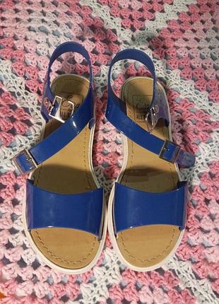 Босоножки "erra" (р. 37). состояние отличное!