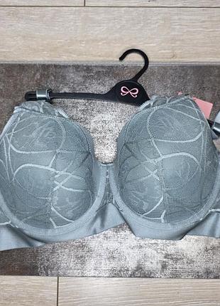 Бюст hunkemoller