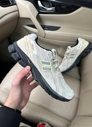 Женские кроссовки new balance 1906 d protection beige