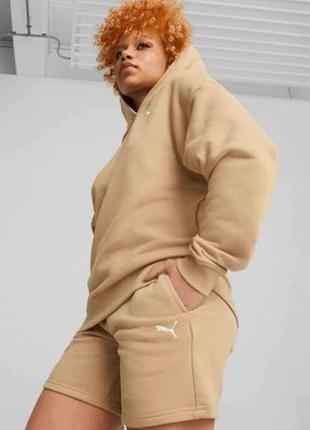 Бежевый костюм puma