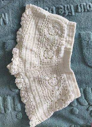 Стильні жіночі в'язані міні шорти