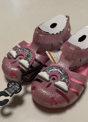 Нові босоніжки для дівчинки crocs c11 28-29