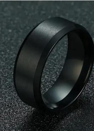 Кольцо мужское чёрное с гладкой скошенной дугой
