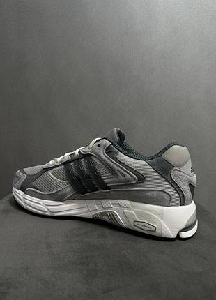 Кросівки adidas response 3