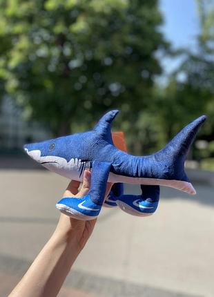 Акула тралалело мʼяка іграшка