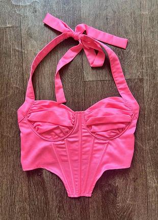 Корсет prettylittlething, размер м-l, полуобхват по груди 39 см, красиво садится, можно регулировать