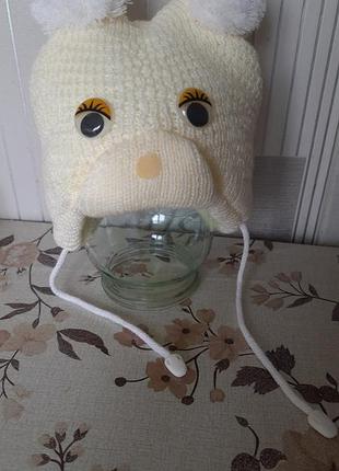 Теплая зимняя шапка на девочку