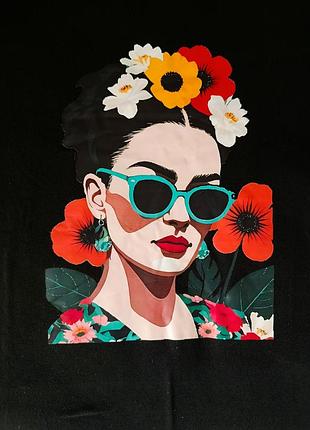Трендровая футболка "фрида в венке" 🌻