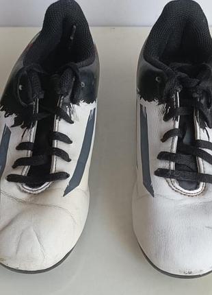 Футбольні бутси adidas, розмір 33