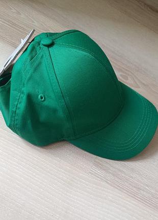 Женская кепка primark