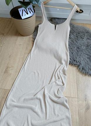 Бежевое платье в рубчик от zara, размер m❤️