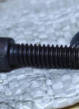 Болт 5/16" - 18 unc 4